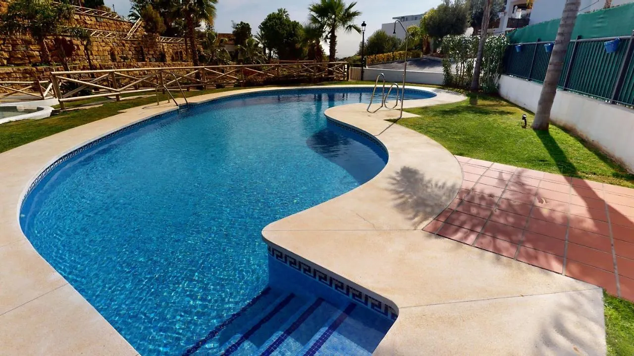 Paraiso Benahavis - Private Garden Ground Floor Estepona Apartment