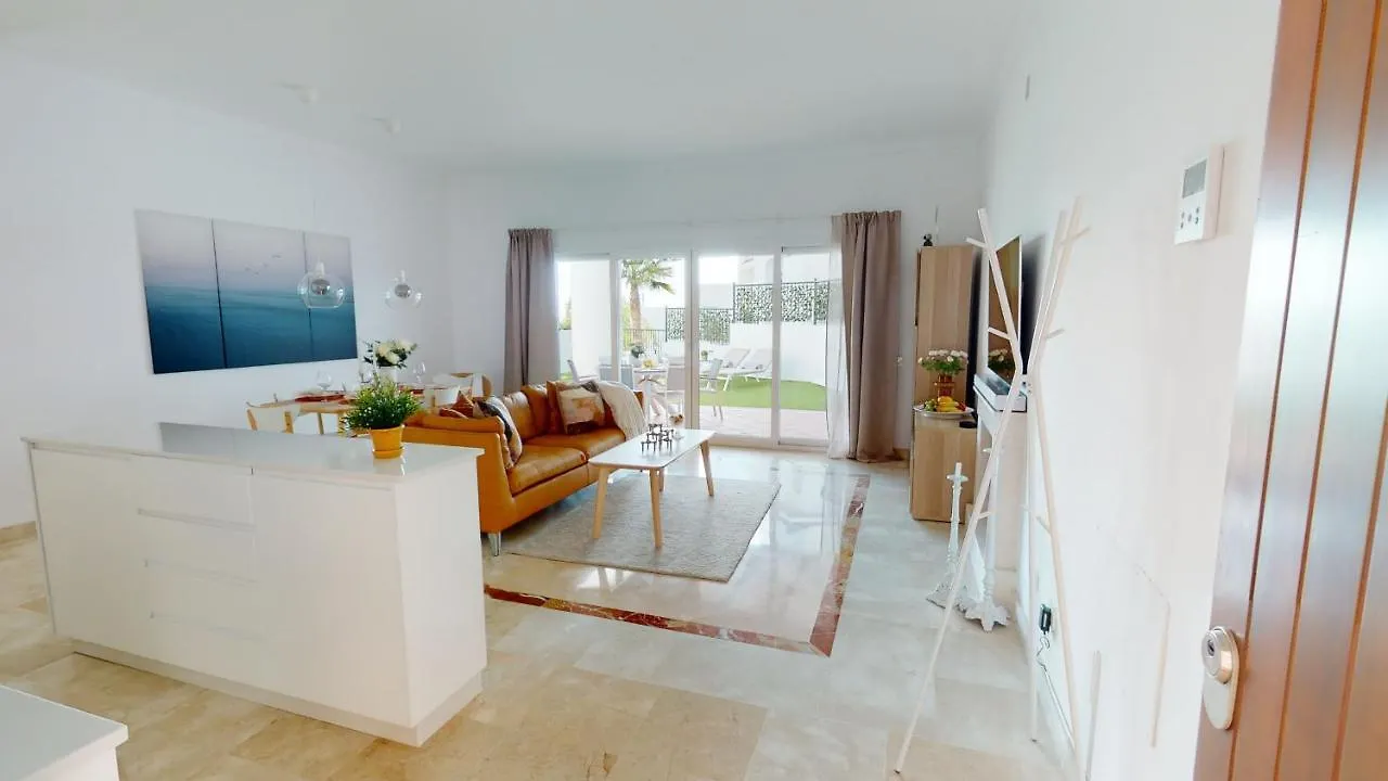 Paraiso Benahavis - Private Garden Ground Floor Estepona 0*,  Hiszpania
